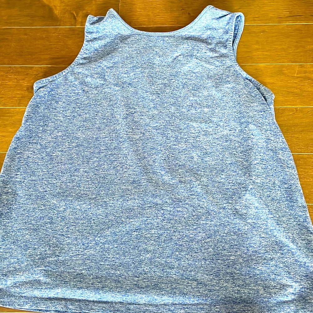 Workout tank top